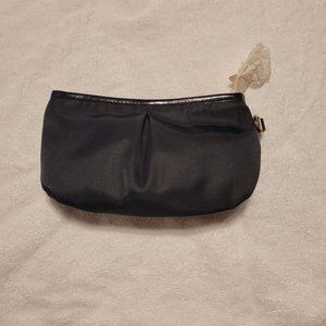 pouch